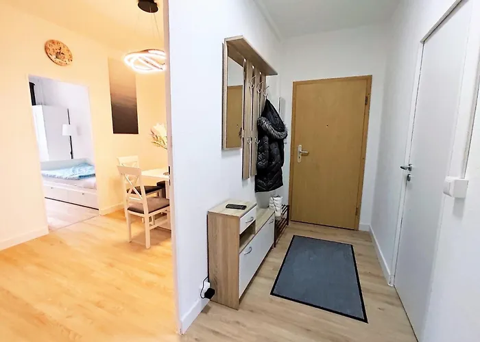 4-zimmerapartment In شقة *